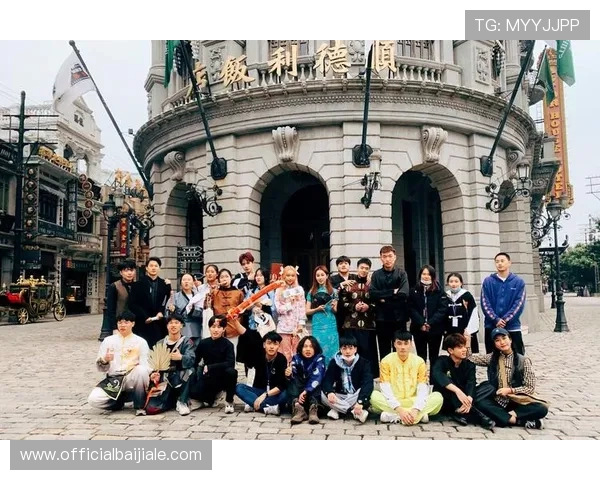 ob真人厅官方汇聚顶级真人主播提供沉浸式游戏娱乐环境